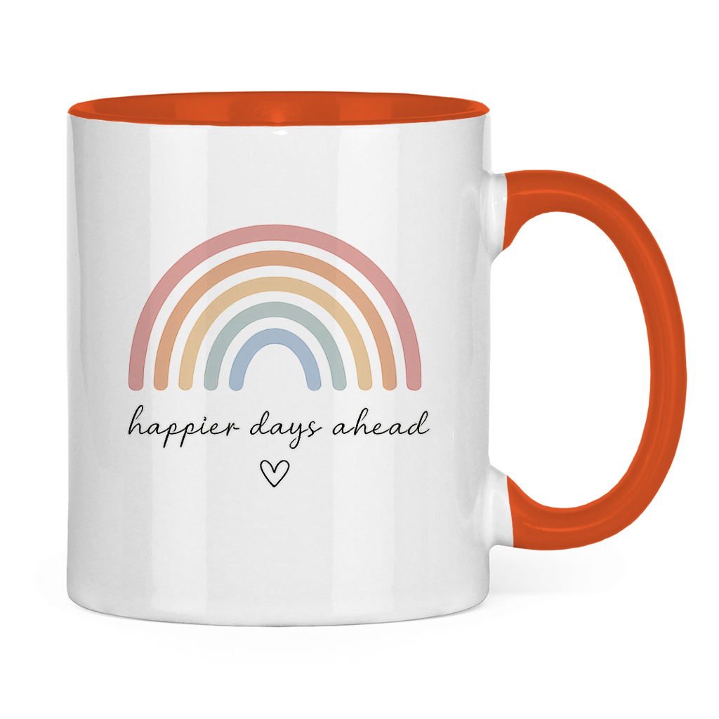 Tasse „Happier Days Ahead“ – Zweifarbige Keramiktasse mit Rainbow Design & positivem Motiv