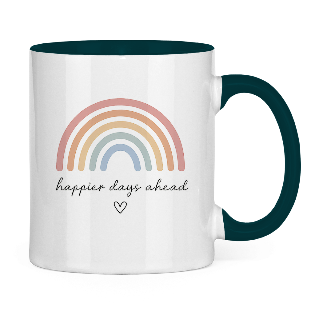 Tasse „Happier Days Ahead“ – Zweifarbige Keramiktasse mit Rainbow Design & positivem Motiv