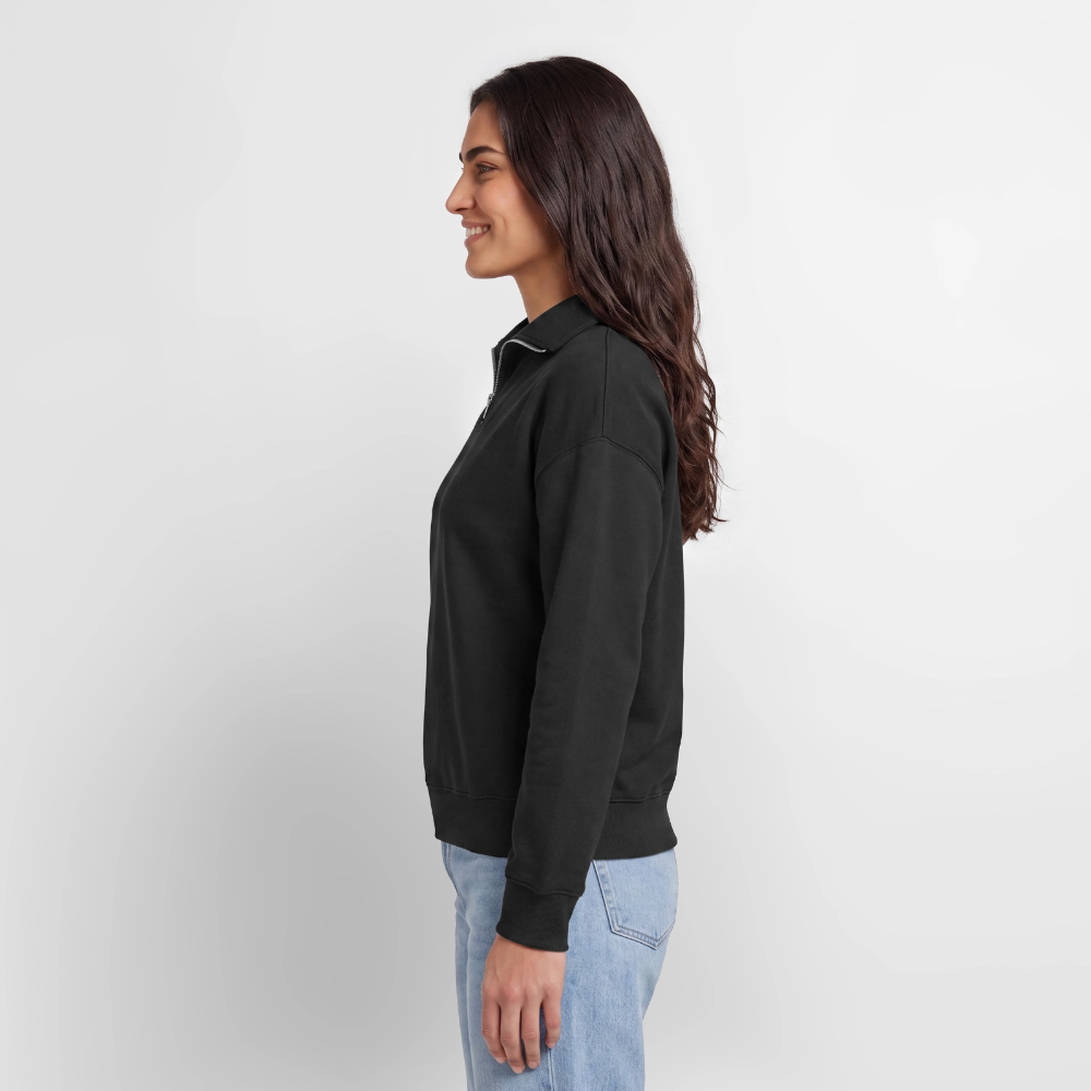 KRAJINA Premium Half-Zip Hoodie – Bosnische Lilie mit dezentem Brustprint | SPREAD - Schwarz