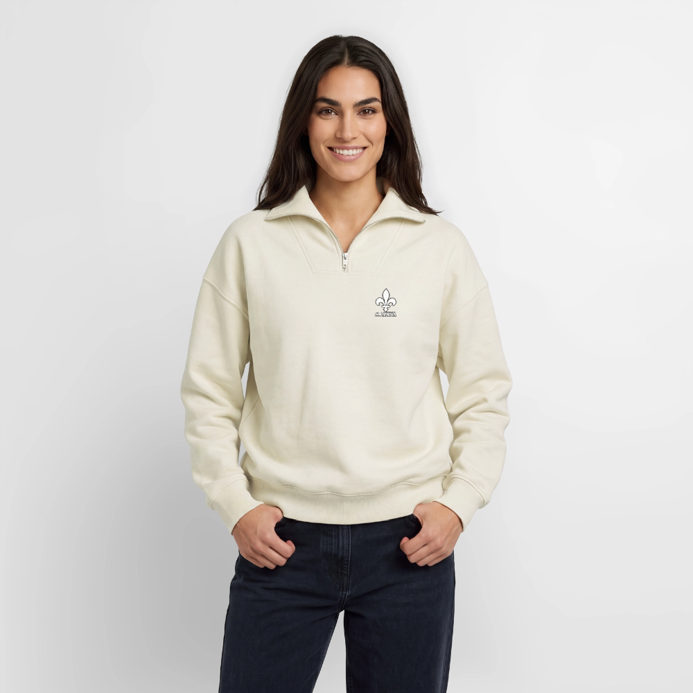 KRAJINA Premium Half-Zip Hoodie – Bosnische Lilie auf Brust & Ärmeln | SPREAD - Naturweiß