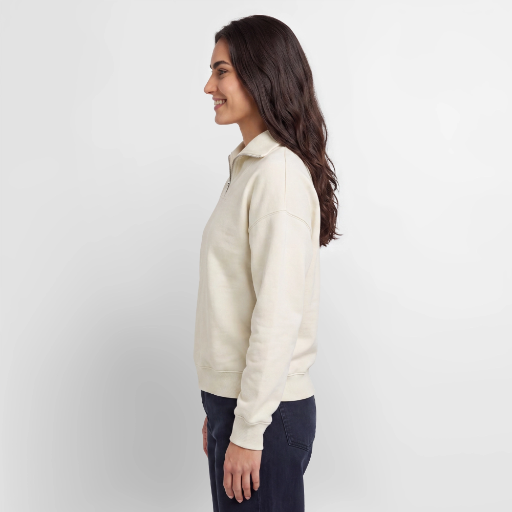 KRAJINA Premium Half-Zip Hoodie – Bosnische Lilie mit dezentem Brustprint | SPREAD - Naturweiß
