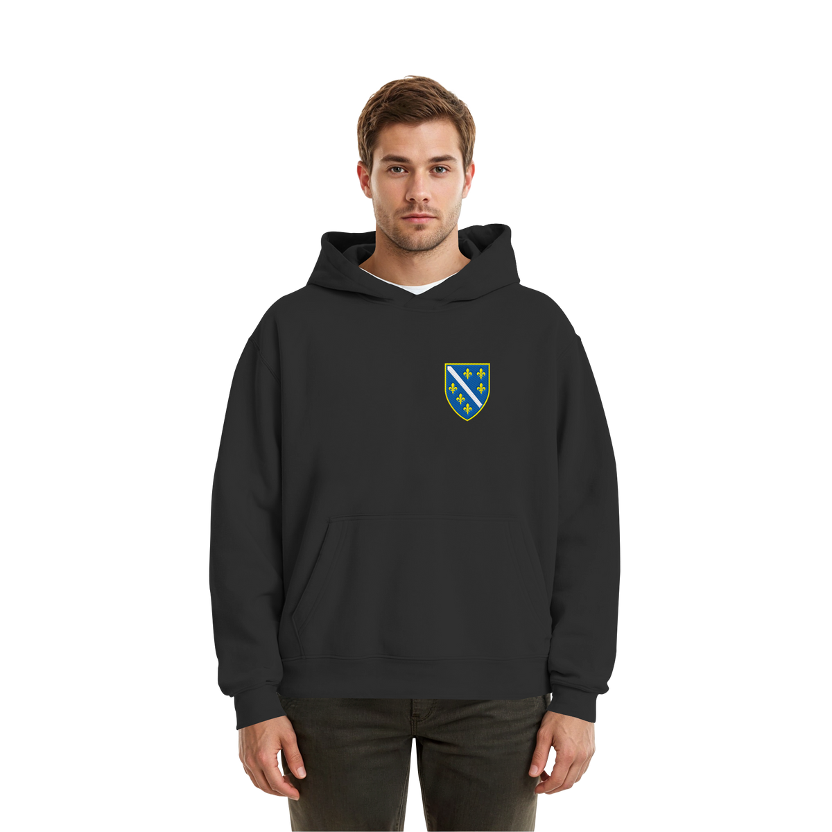 Bosnisches Wappen – Heimatliebe mit Stolz | Premium Stickerei - Fluffy Boxcut Hoodie