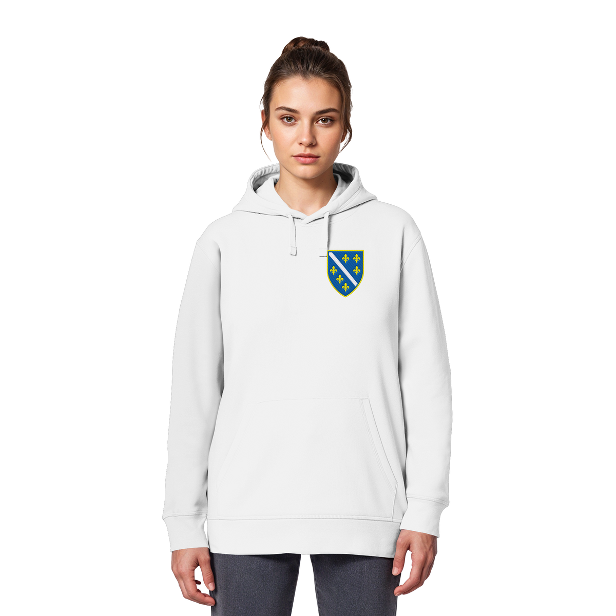 Bosnisches Wappen – Heimatliebe mit Stolz | Premium Stickerei - Organic Basic Hoodie