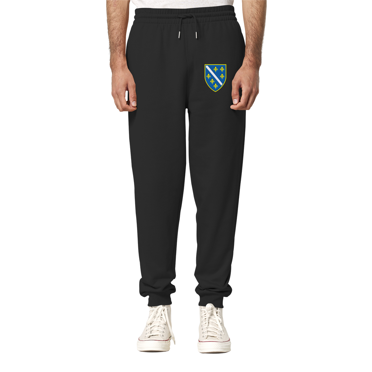 Bosnisches Wappen – Heimatliebe mit Stolz | Premium Stickerei - Organic Jogger Pants