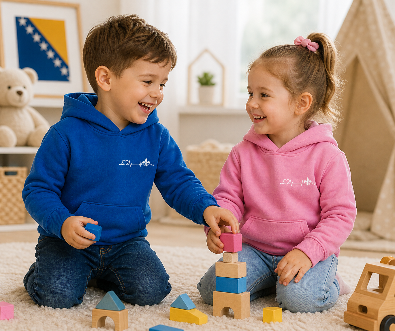 Kids Basic Hoodie – Srce Bosne | Links Brust